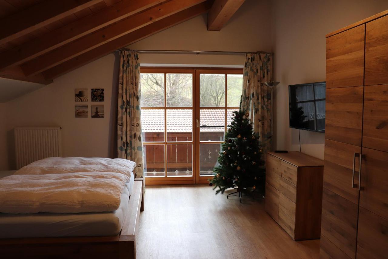 Ferienwohnung Pferdehof Pankratz Iffeldorf Buitenkant foto