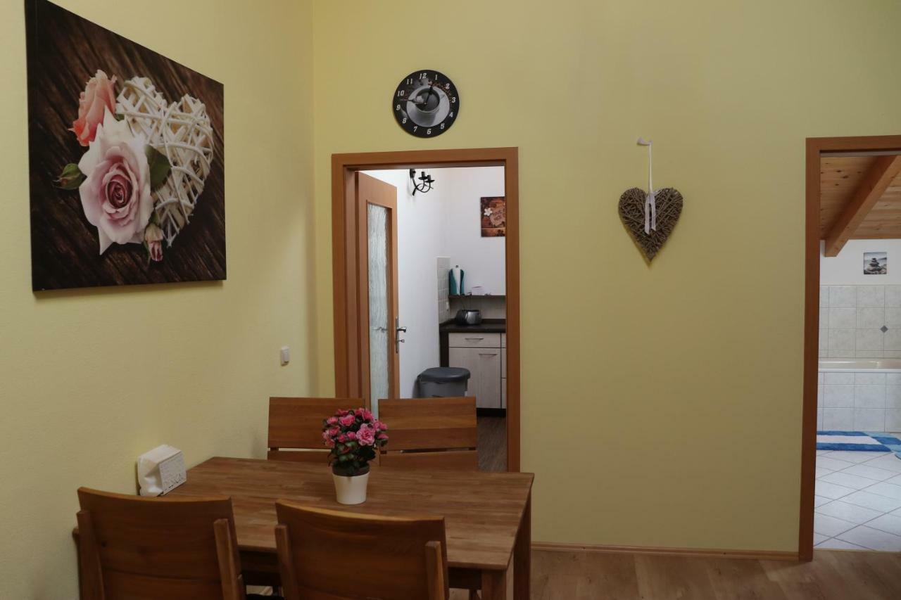 Ferienwohnung Pferdehof Pankratz Iffeldorf Buitenkant foto