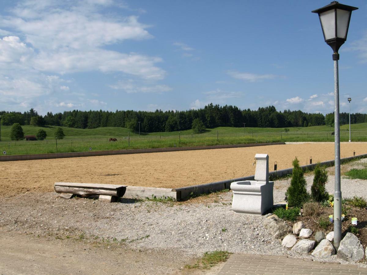 Ferienwohnung Pferdehof Pankratz Iffeldorf Buitenkant foto