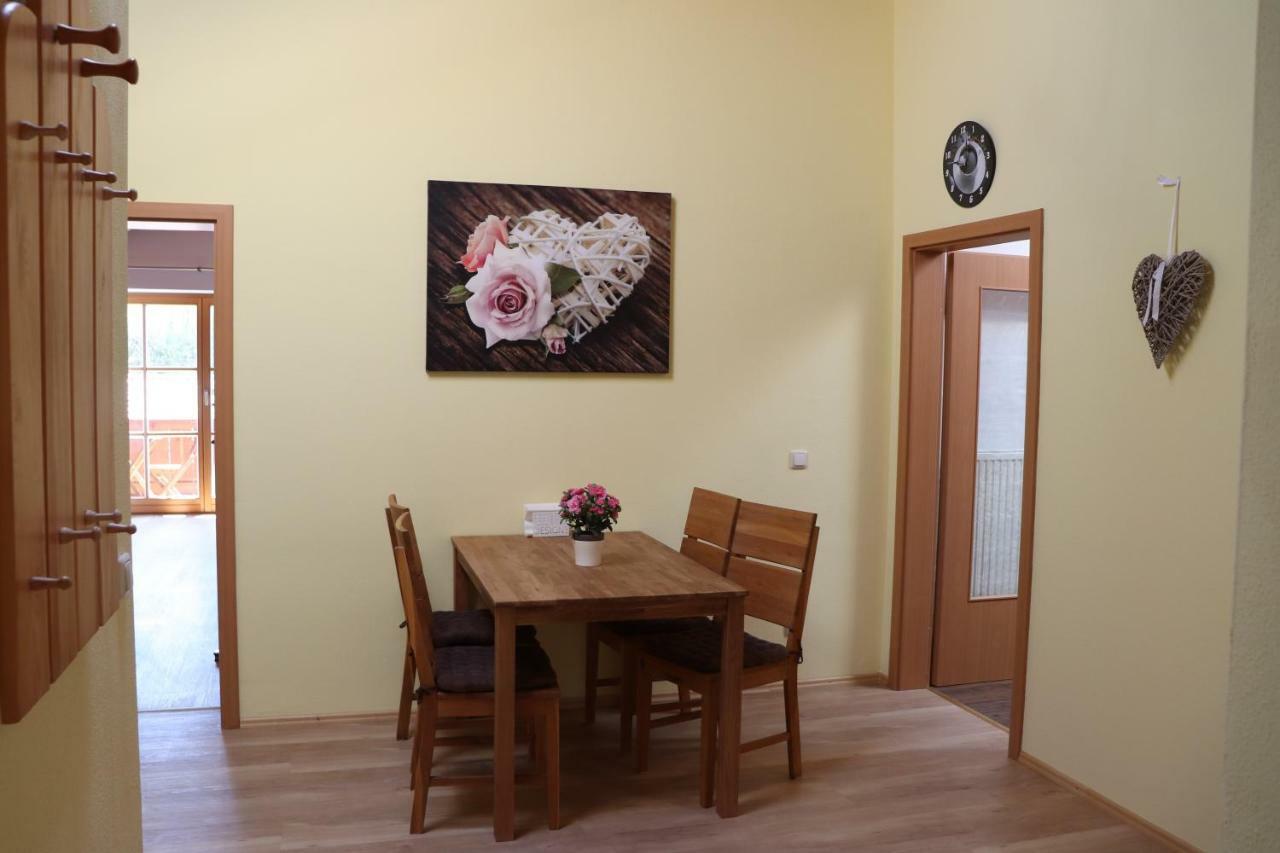 Ferienwohnung Pferdehof Pankratz Iffeldorf Buitenkant foto